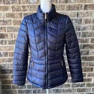 CISONO Women’s Navy Puffer Coat with Gold Detail, Size Small, Never Worn